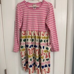 Hanna Andersson Christmas dress. Size 6-7 yr.